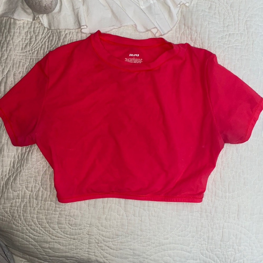 SKIMS fit everybody cropped top